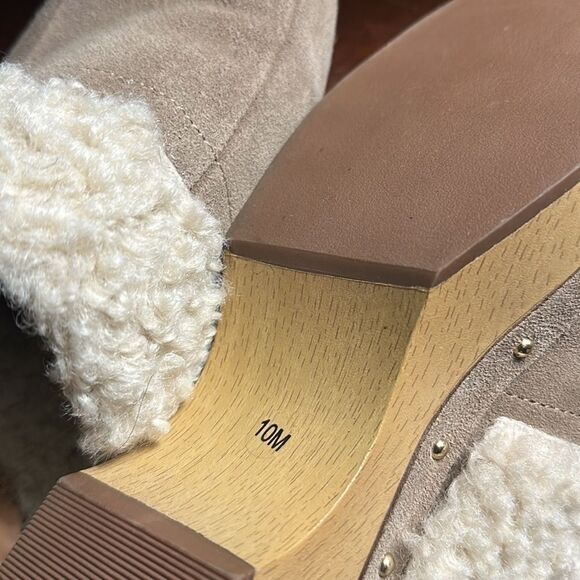 Crown Vintage Clogs - Picture 4 of 5